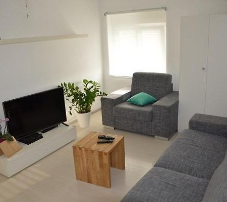 Tiro Apartment Pula Exterior photo